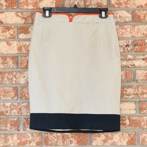 𝅺t Tahari Skirt